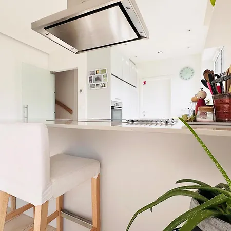 Nice In With Kitchen ブレーデネ